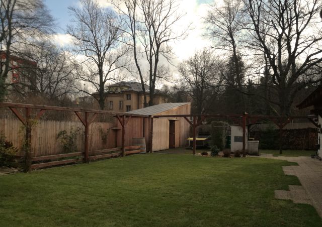 Kůlna v Úpici zahrada